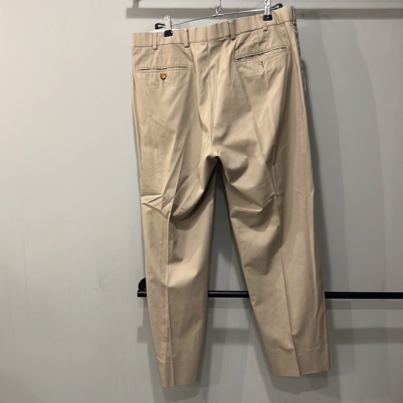 Brooks Brothers tan pants size 42r - Picture 4 of 4